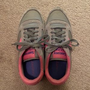 Saucony Jazz sneakers (women's 8)